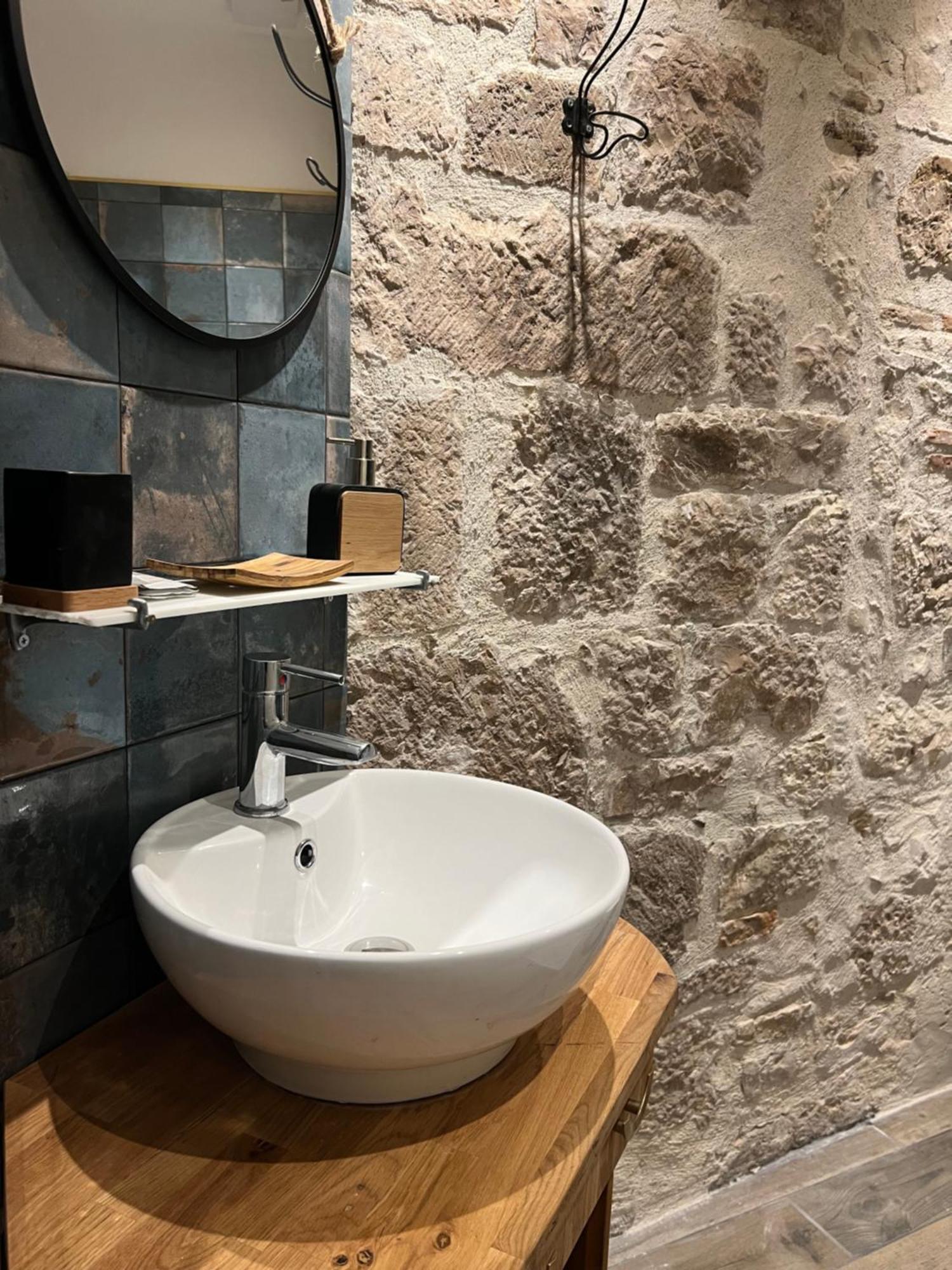 Le Beffroi Aparthotel Tournon-d'Agenais ภายนอก รูปภาพ