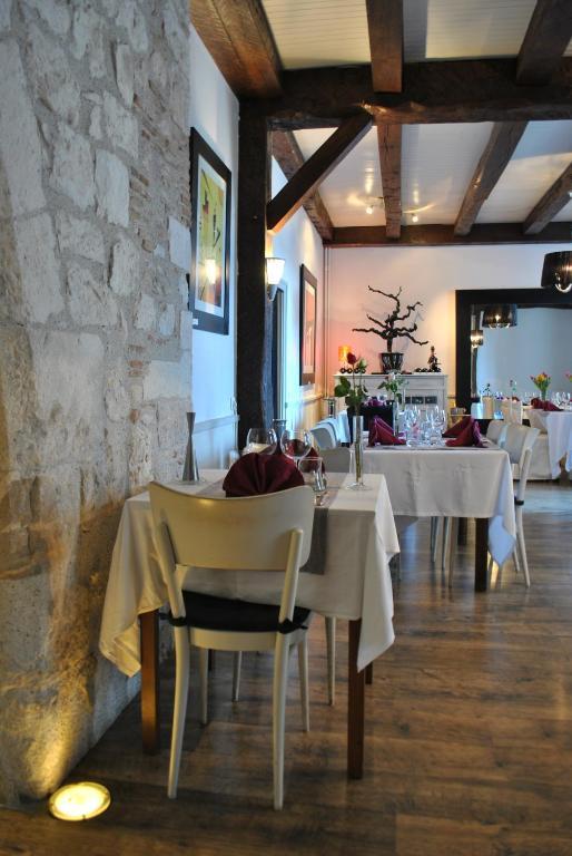 Le Beffroi Aparthotel Tournon-d'Agenais ภายนอก รูปภาพ